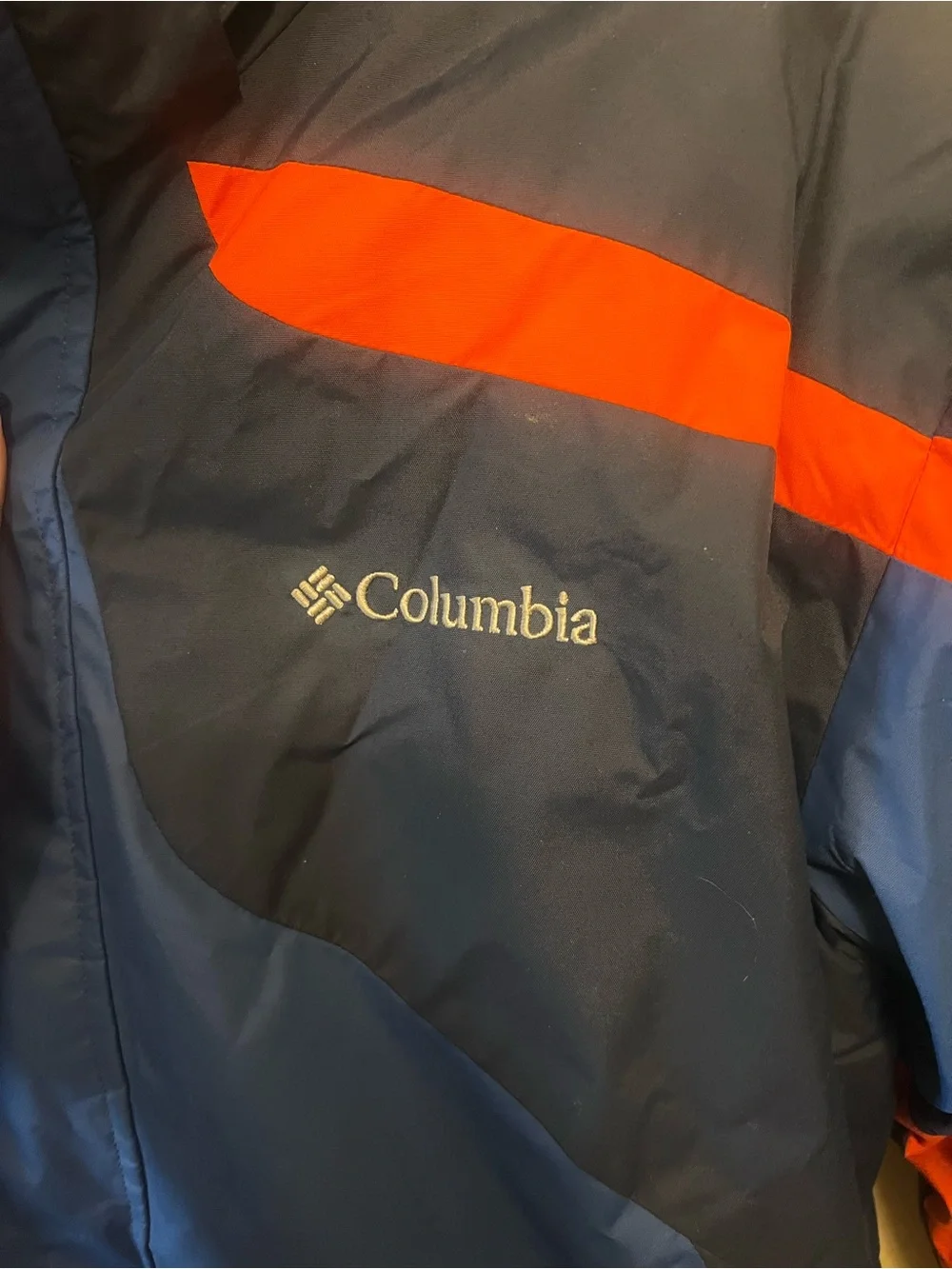 Columbia Men's Navy and Red Colorblock Rain Jacket